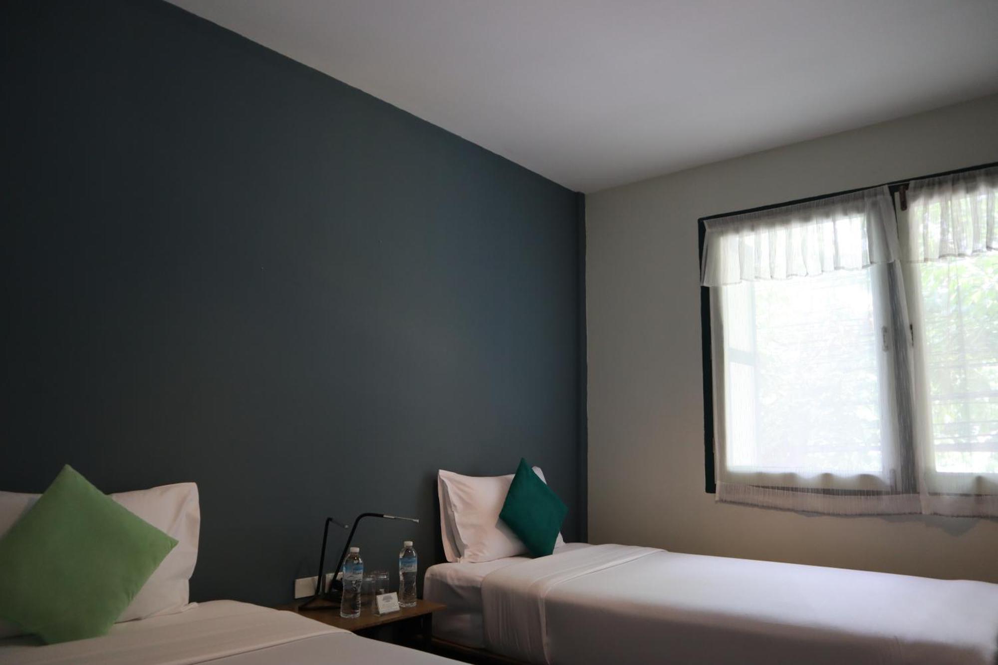 Baan Wangderm Hotel Bangkok Luaran gambar