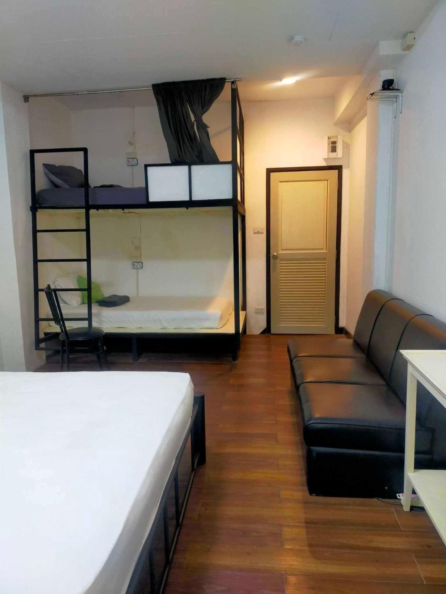 Baan Wangderm Hotel Bangkok Luaran gambar